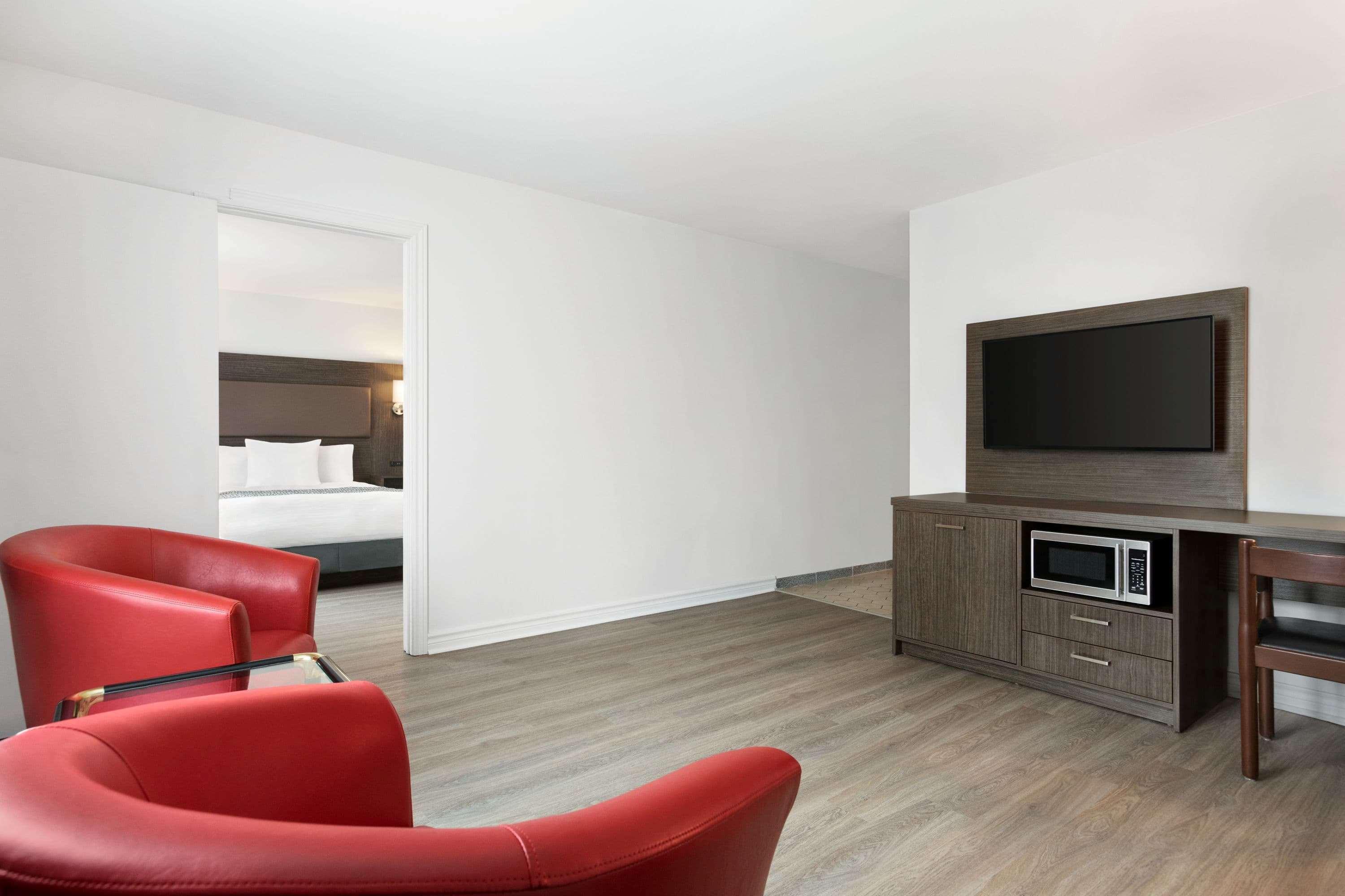 Travelodge By Wyndham Rigaud Exterior foto